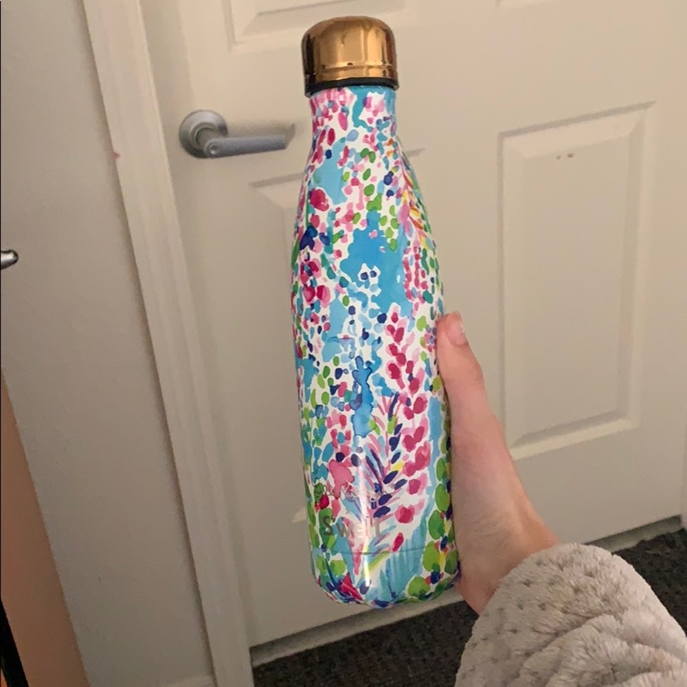 Never used Catch the wave Lilly Pulitzer swell